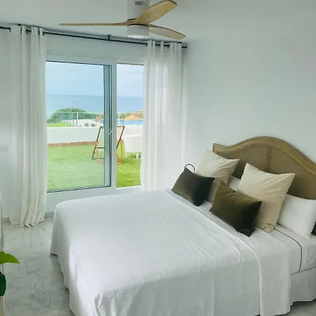 Ventana Al Paraiso Nyaraló