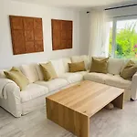 Ventana Al Paraiso